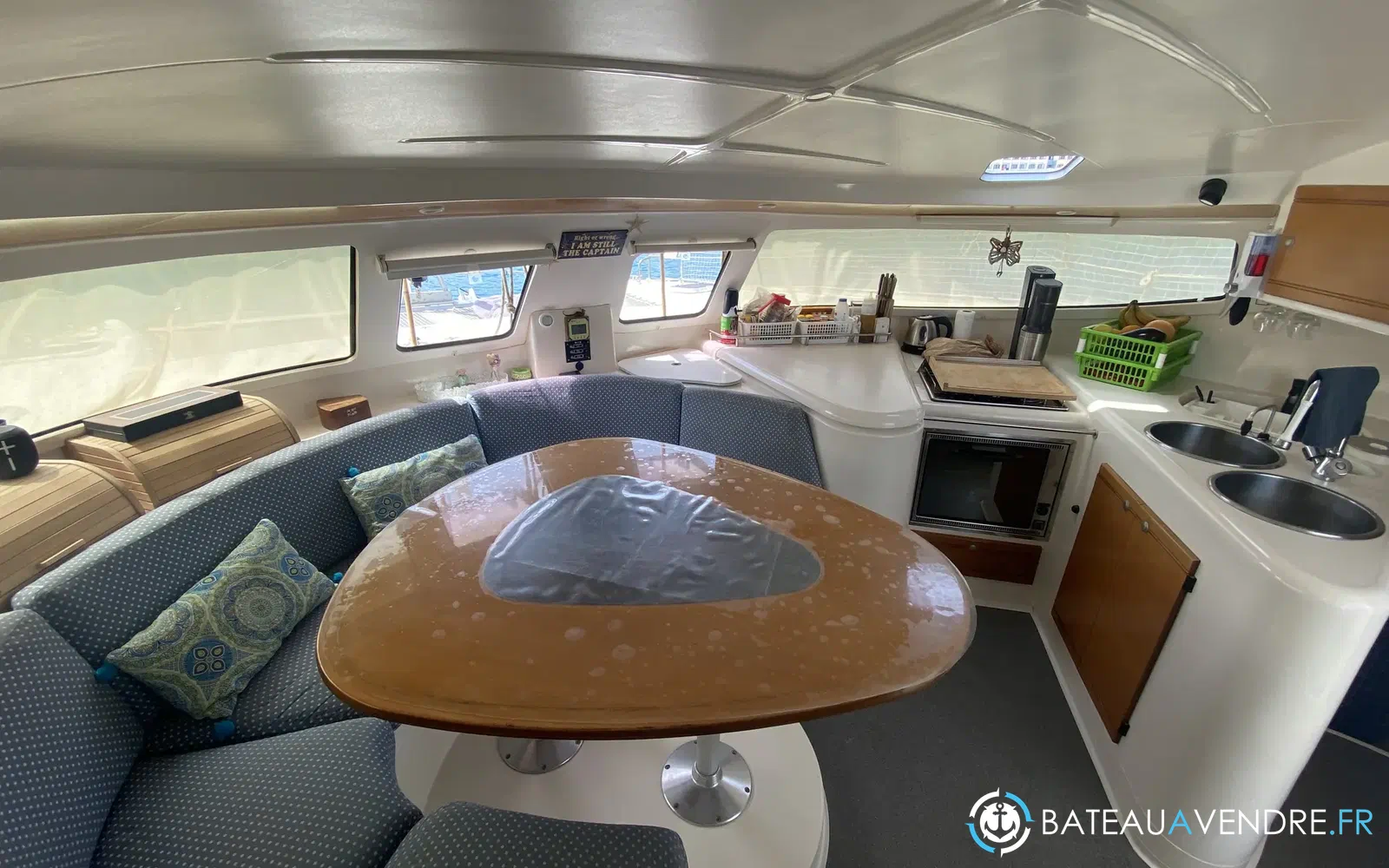 slider 27 Fountaine Pajot Athena 38