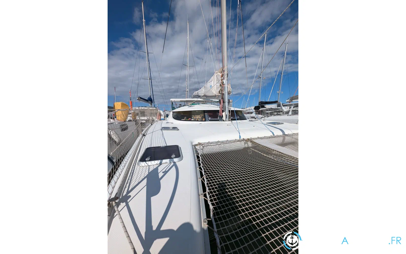 slider 7 Fountaine Pajot Athena 38