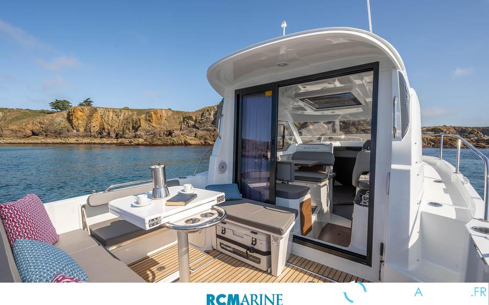 Beneteau Antares 8 photo 2