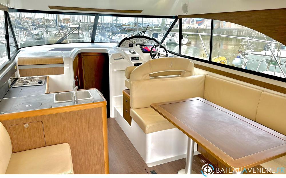 Beneteau Antares 36 photo 3