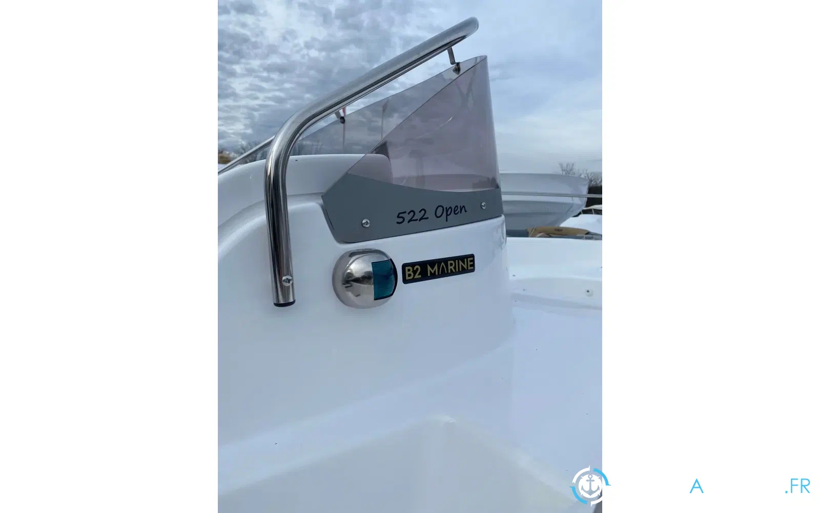 slider 2 B2 Marine Cap Ferret 522