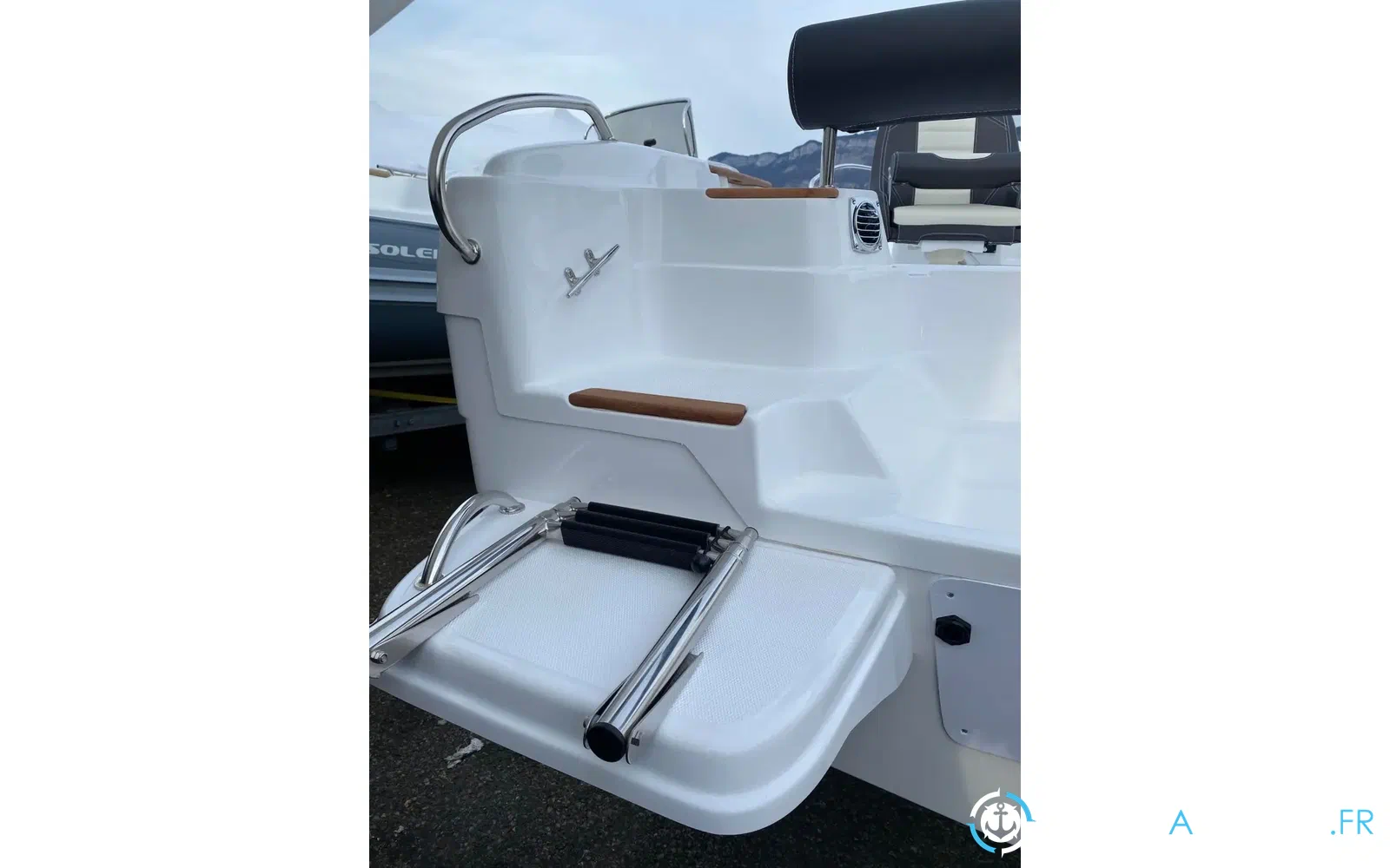 slider 6 B2 Marine Cap Ferret 522