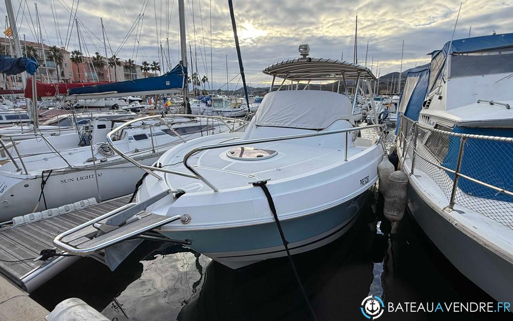 Beneteau Flyer 850 Sun Deck photo de présentation