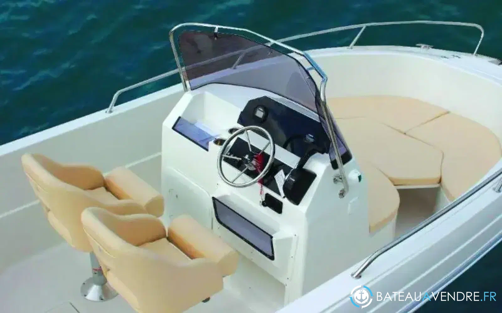 slider 1 Pacific Craft 545 Open