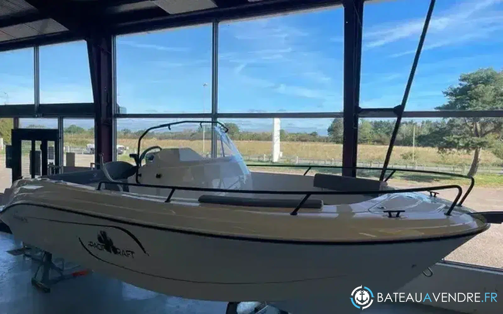 slider 4 Pacific Craft 625 Open