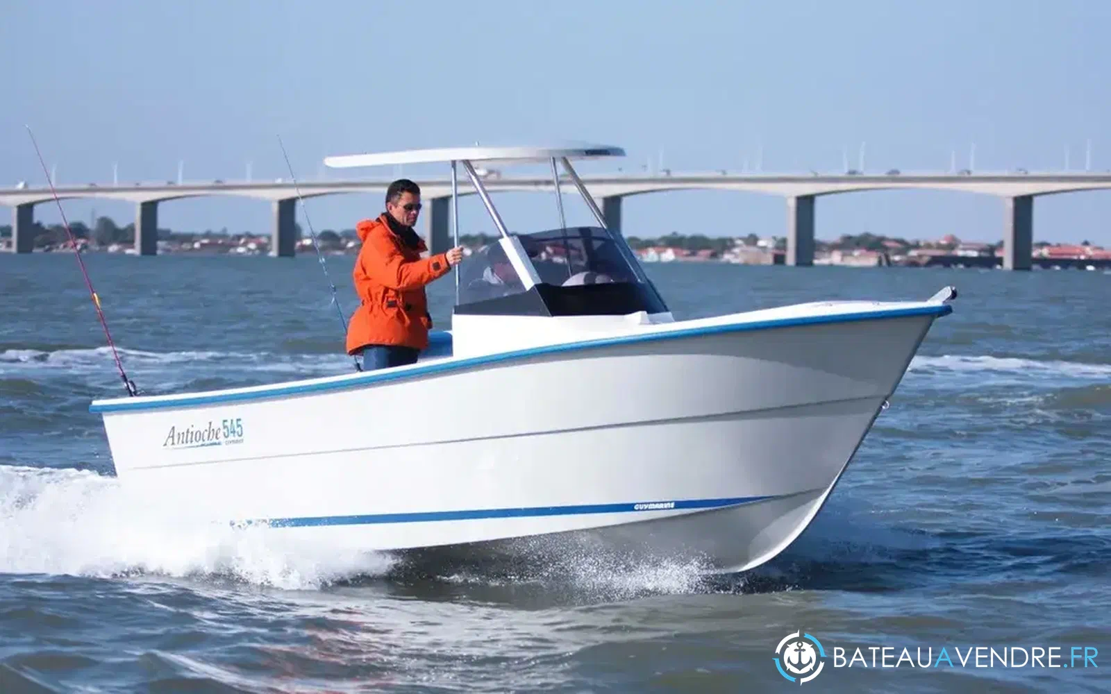 slider 0 Guymarine Antioche 545 Cabine