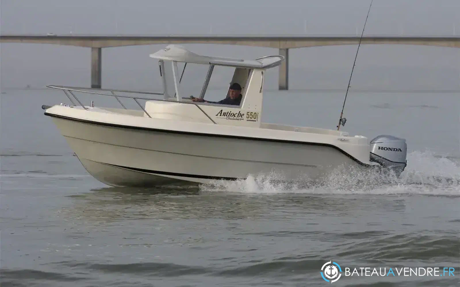 slider 0 Guymarine Antioche 550 Chalutier
