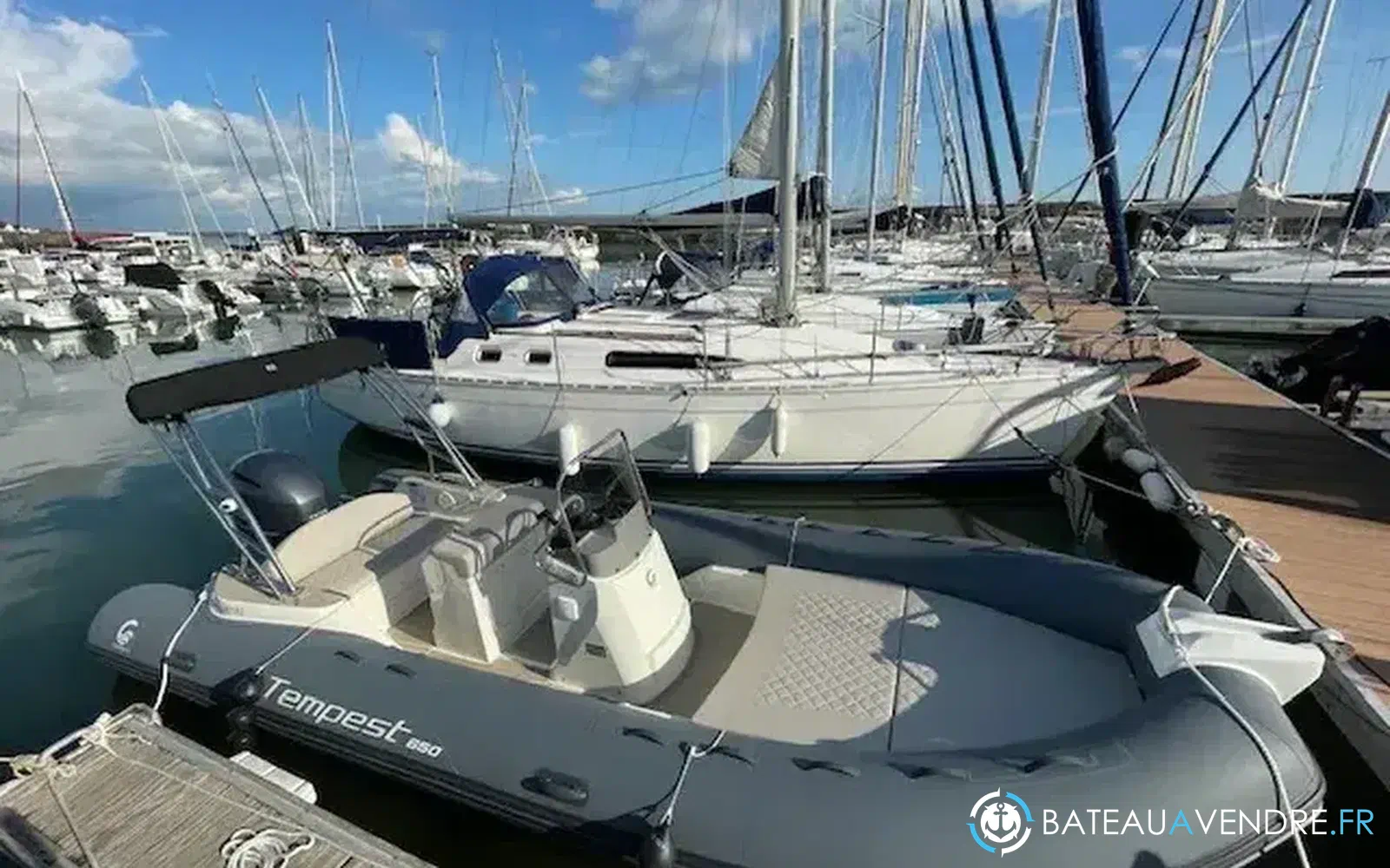 slider 1 Capelli Tempest 650