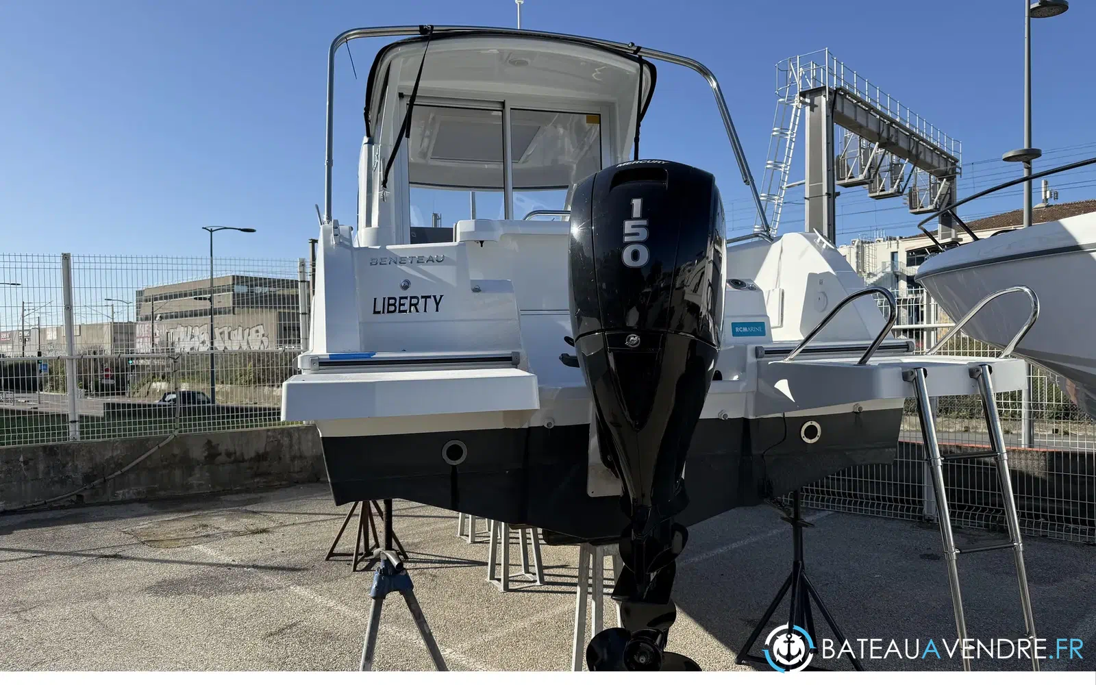 slider 2 Beneteau Antares 7 OB