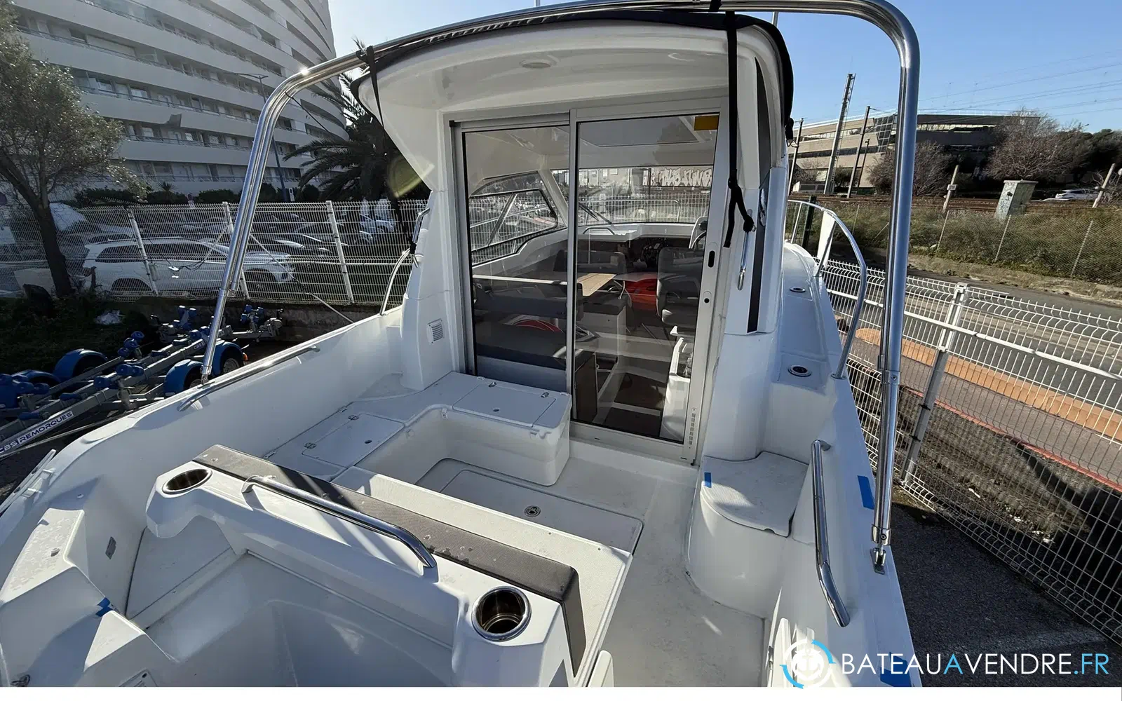 slider 3 Beneteau Antares 7 OB