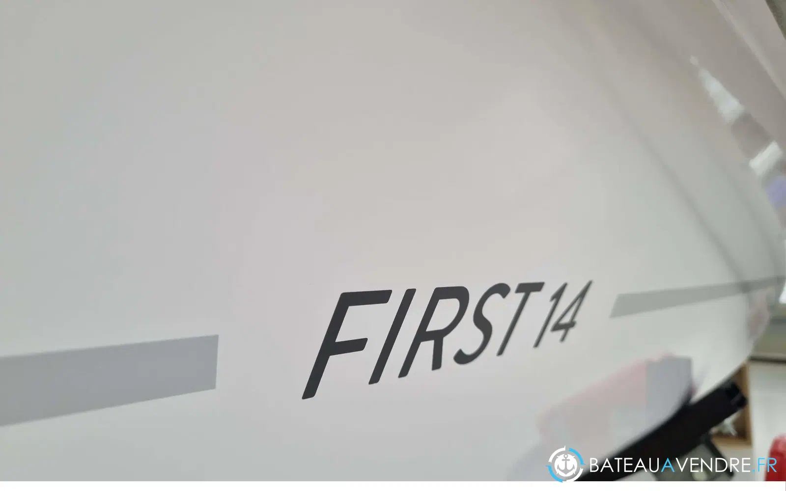 slider 4 Beneteau First 14