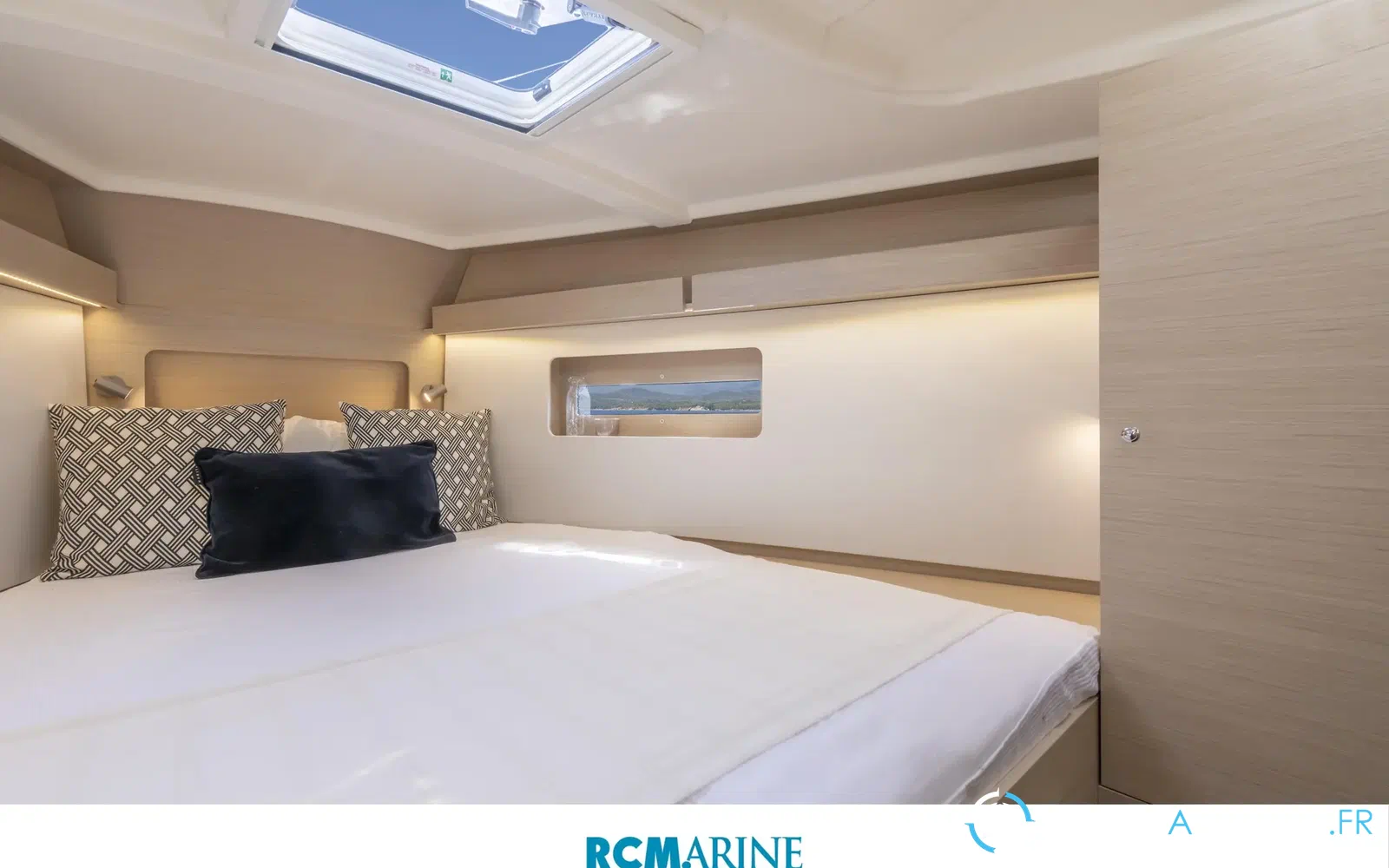 slider 9 Beneteau Oceanis 37.1