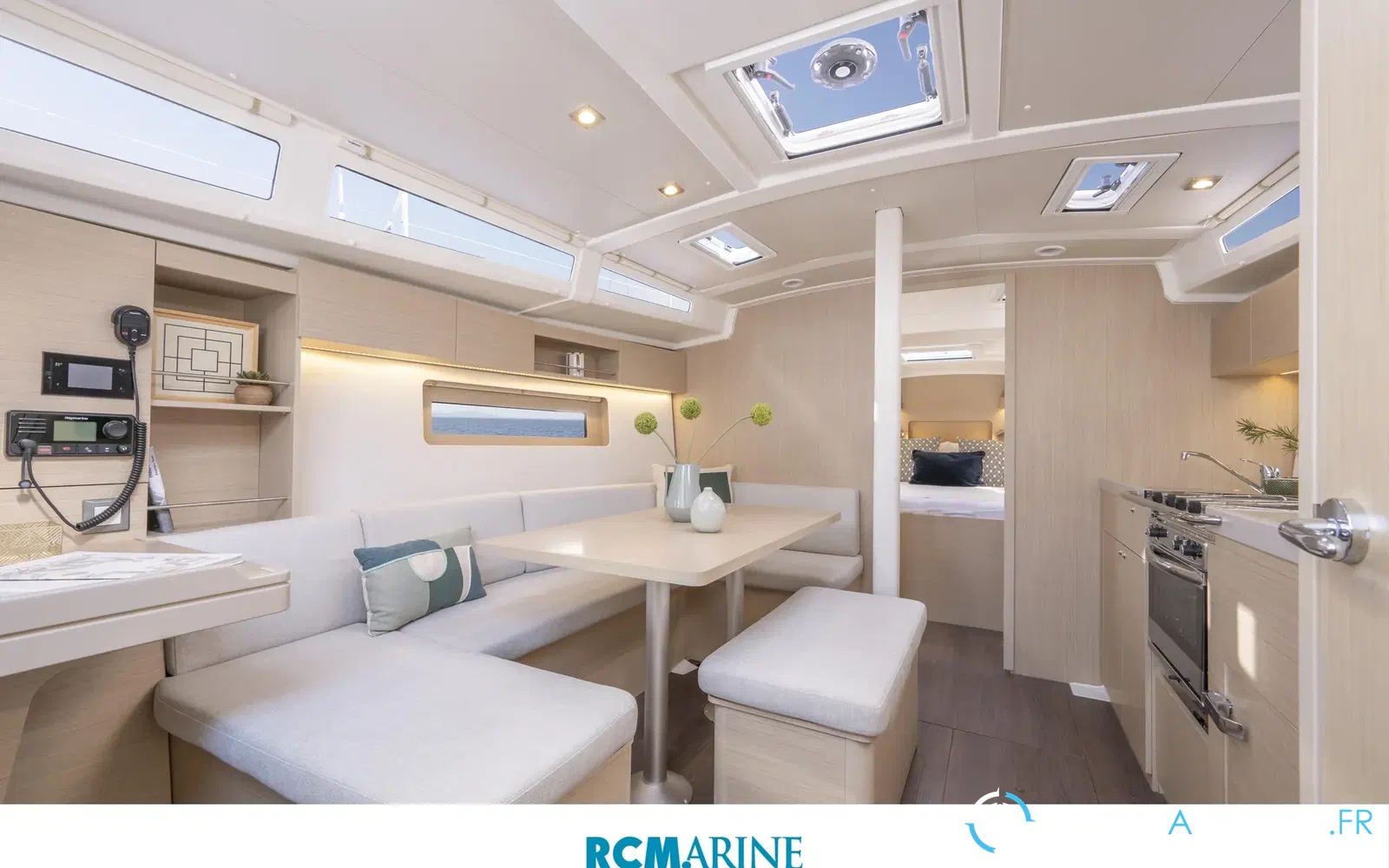 slider 12 Beneteau Oceanis 37.1