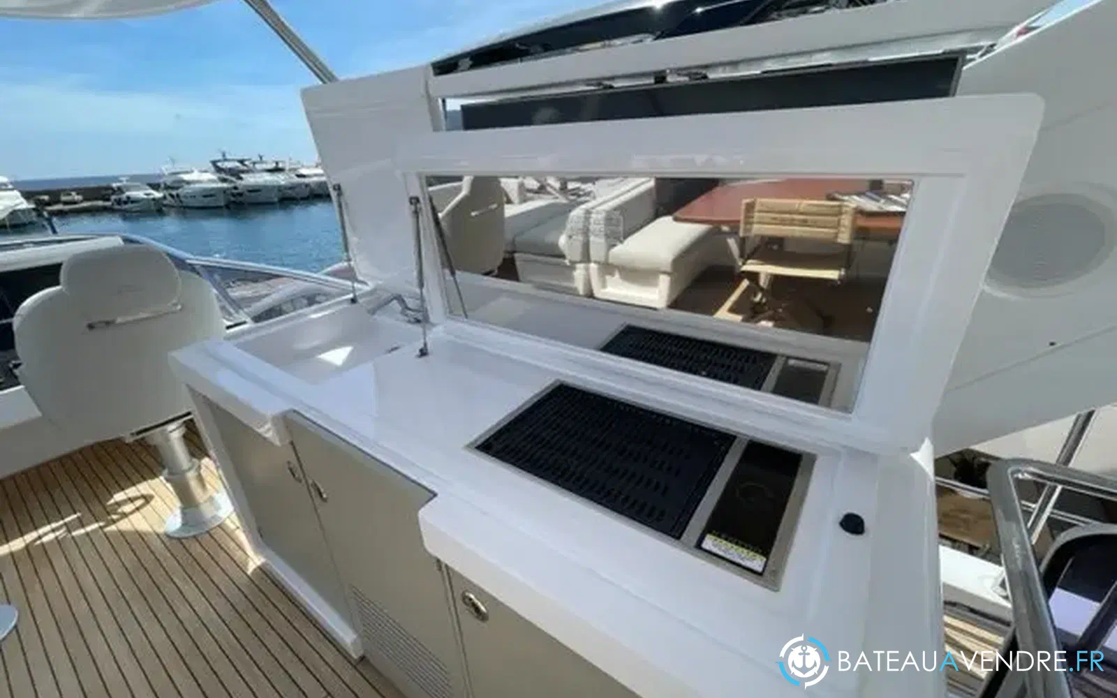 slider 12 Azimut 72 flybridge