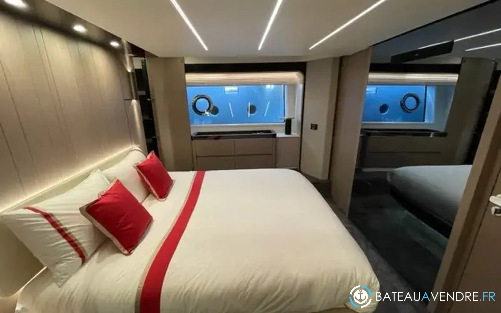 slider 18 Azimut 72 flybridge