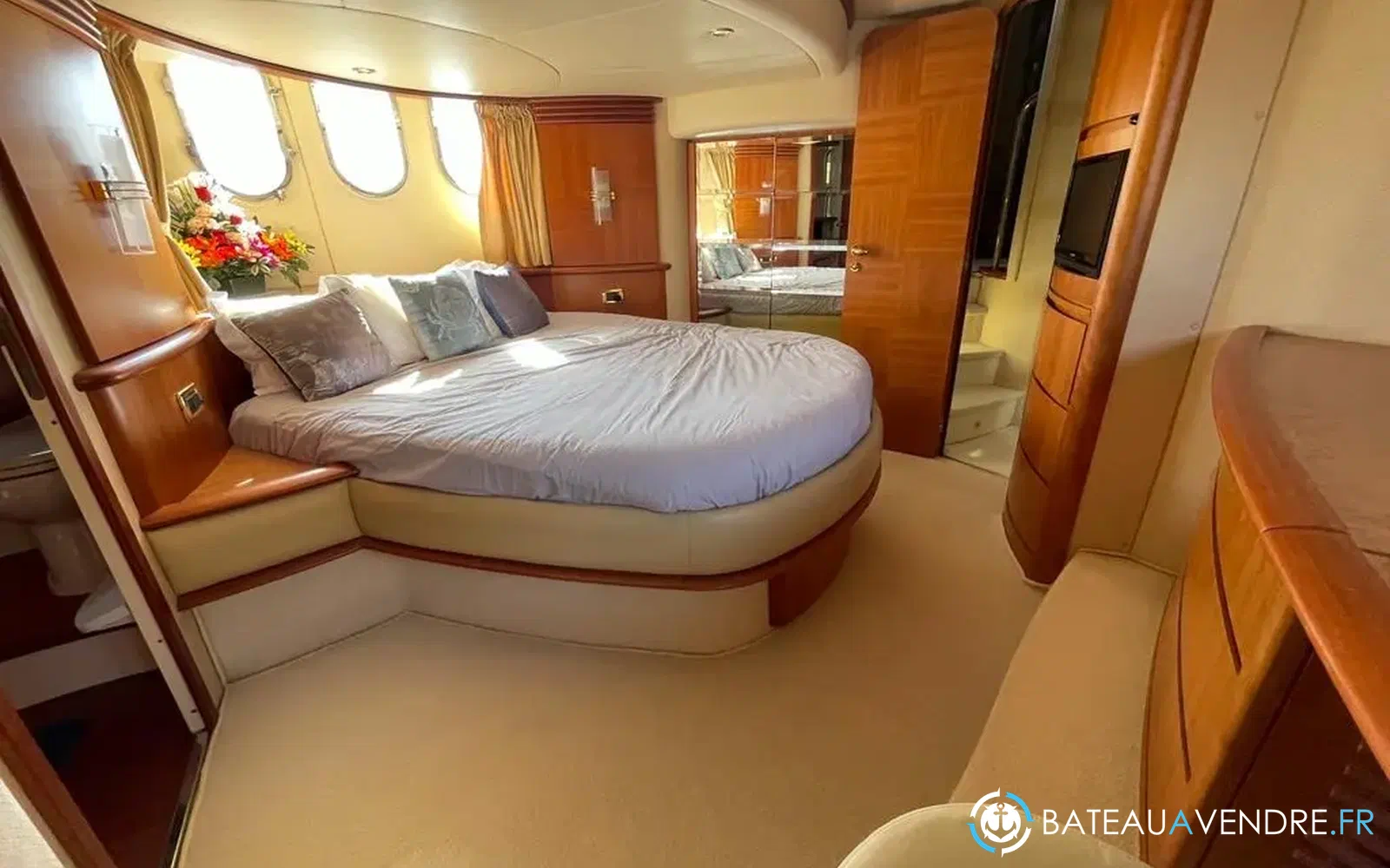 slider 5 Azimut 62