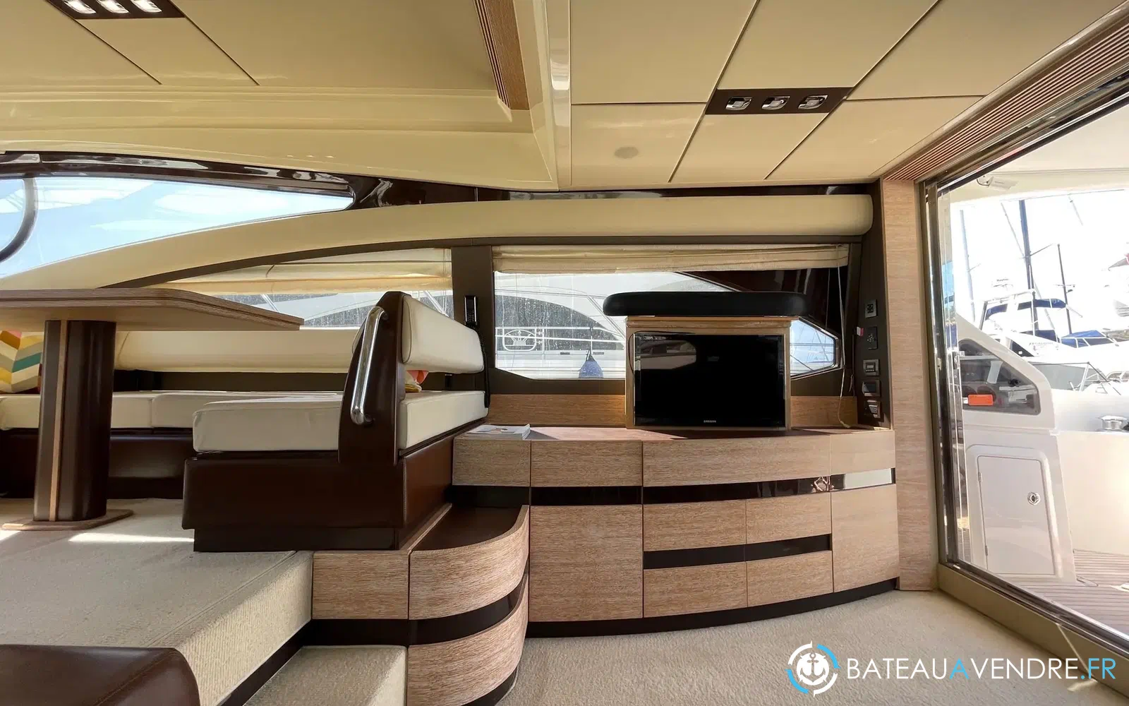slider 19 Azimut 53 Fly