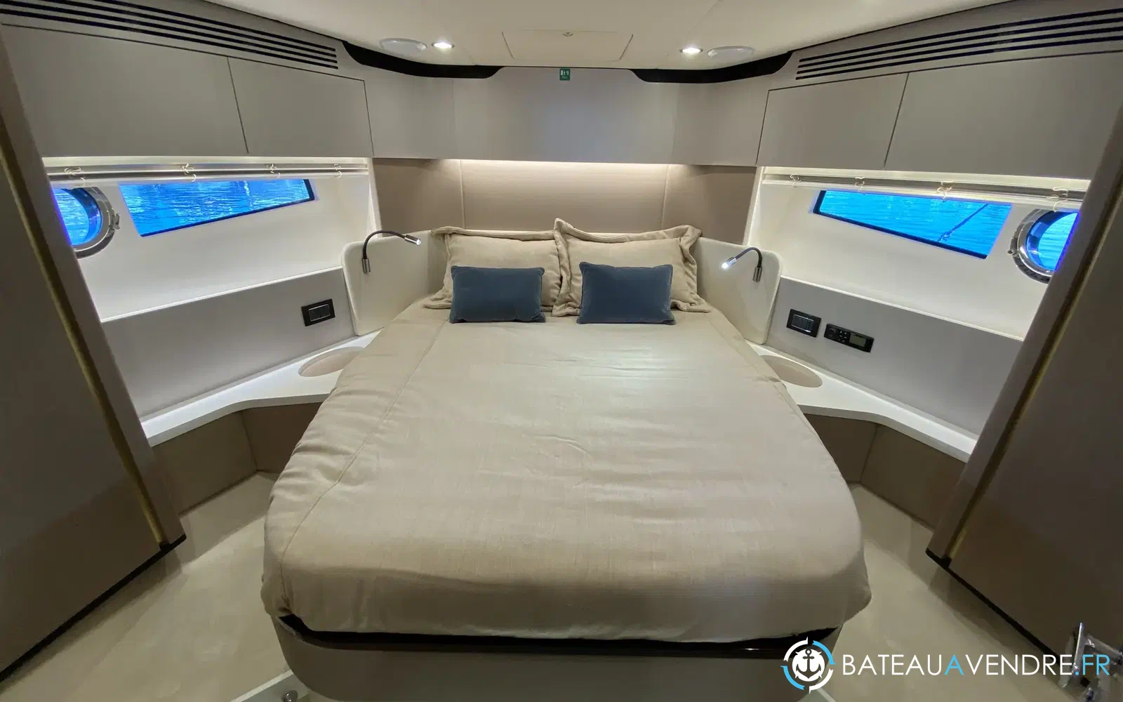 slider 10 Azimut 60 Fly