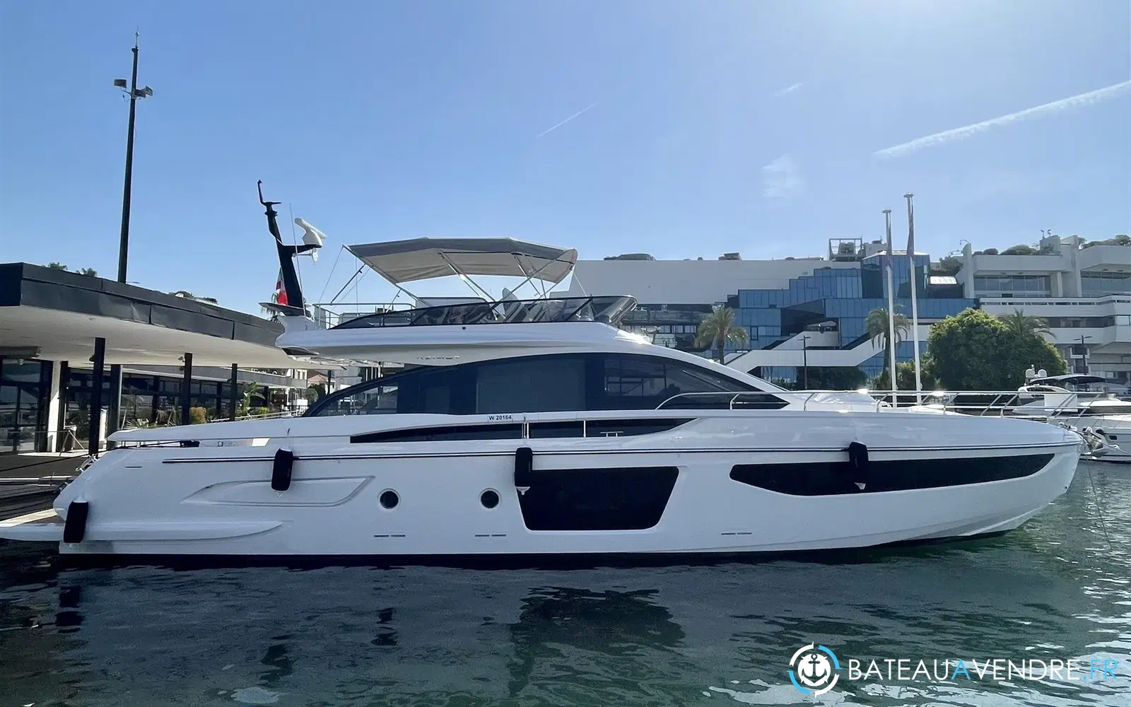 slider 0 Azimut S7
