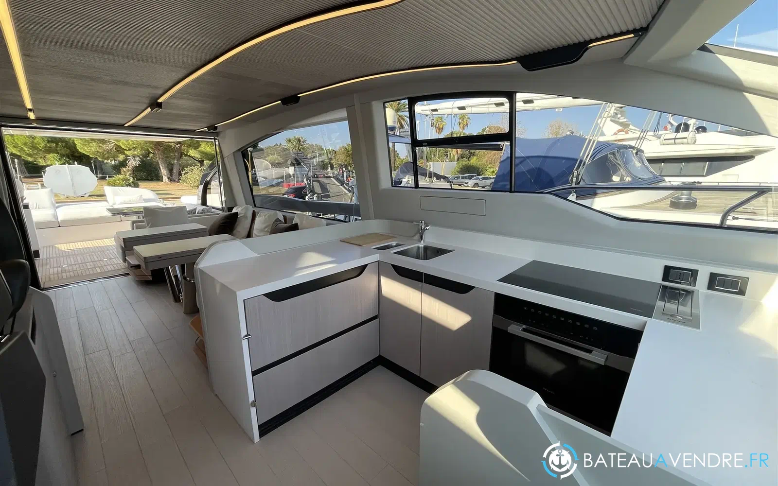 slider 9 Azimut S7