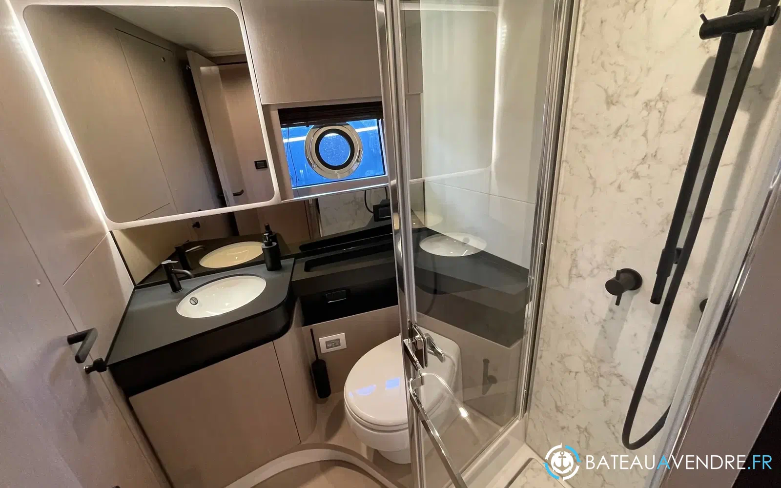 slider 18 Azimut S7