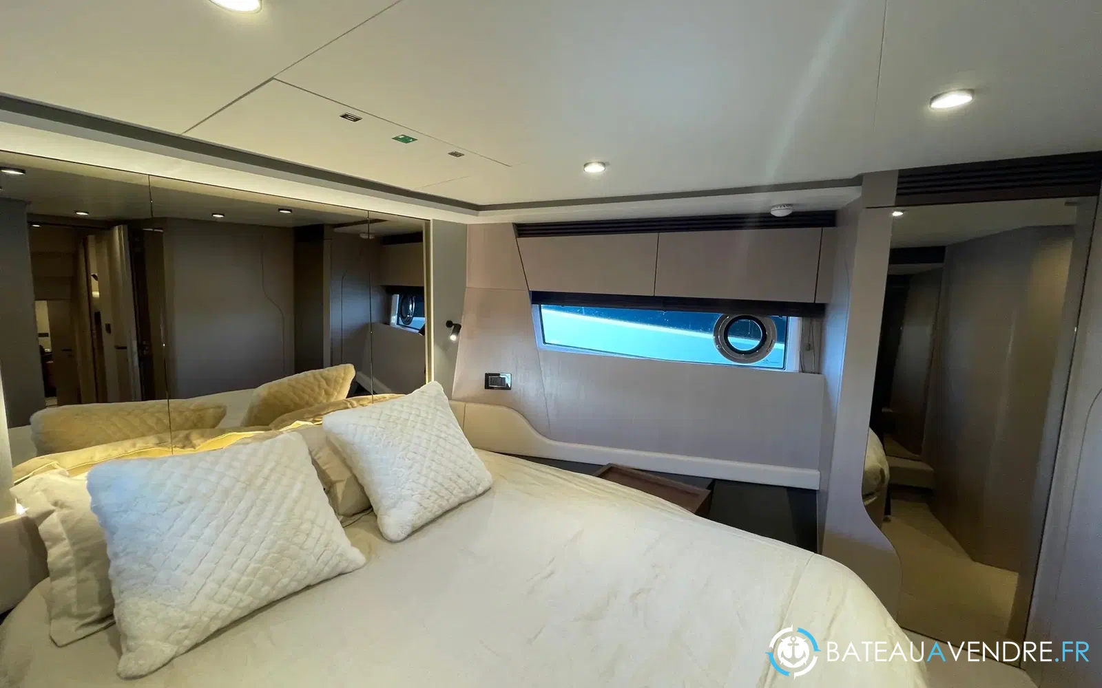 slider 19 Azimut S7