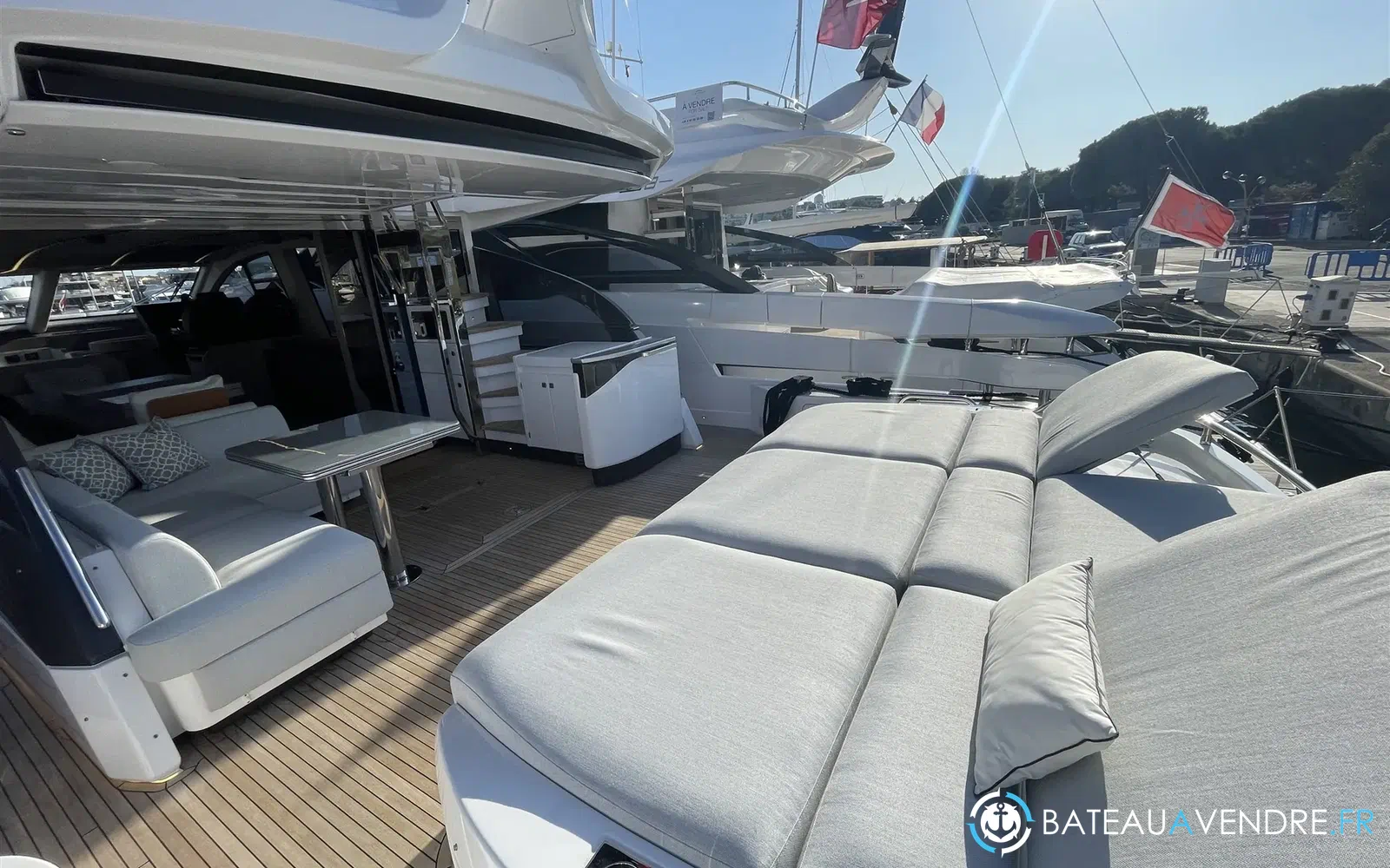 slider 3 Azimut S7