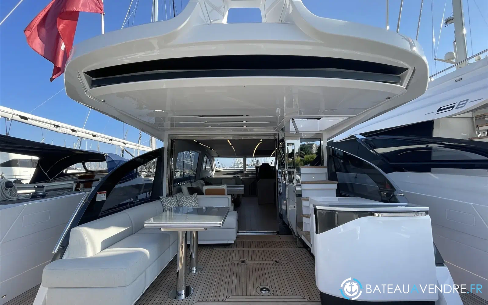 slider 4 Azimut S7