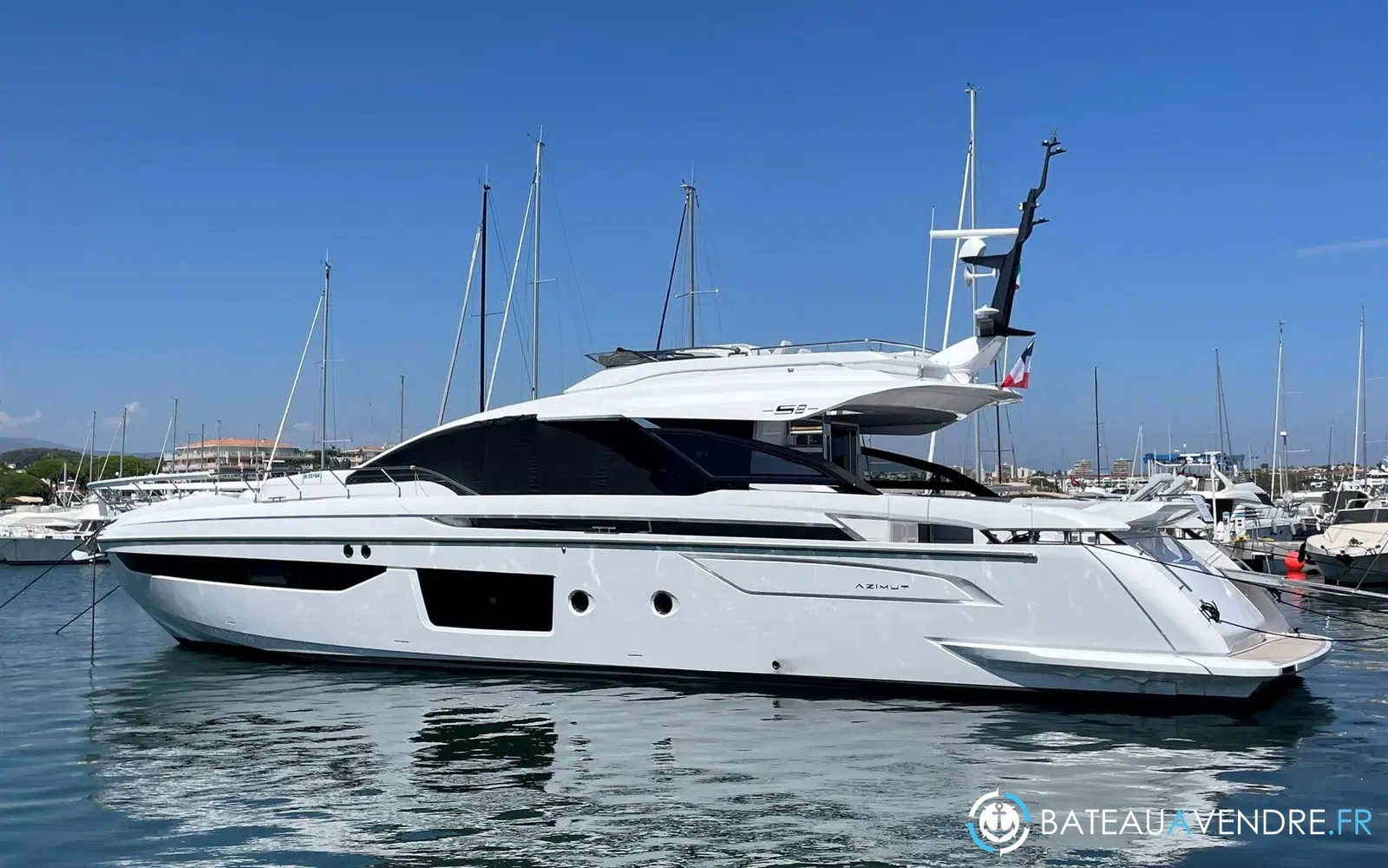 slider 0 Azimut S8
