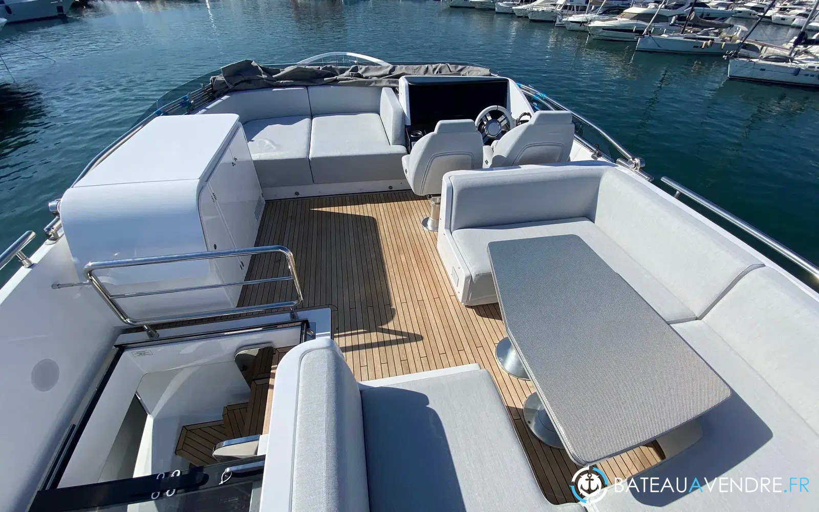 slider 20 Azimut S8