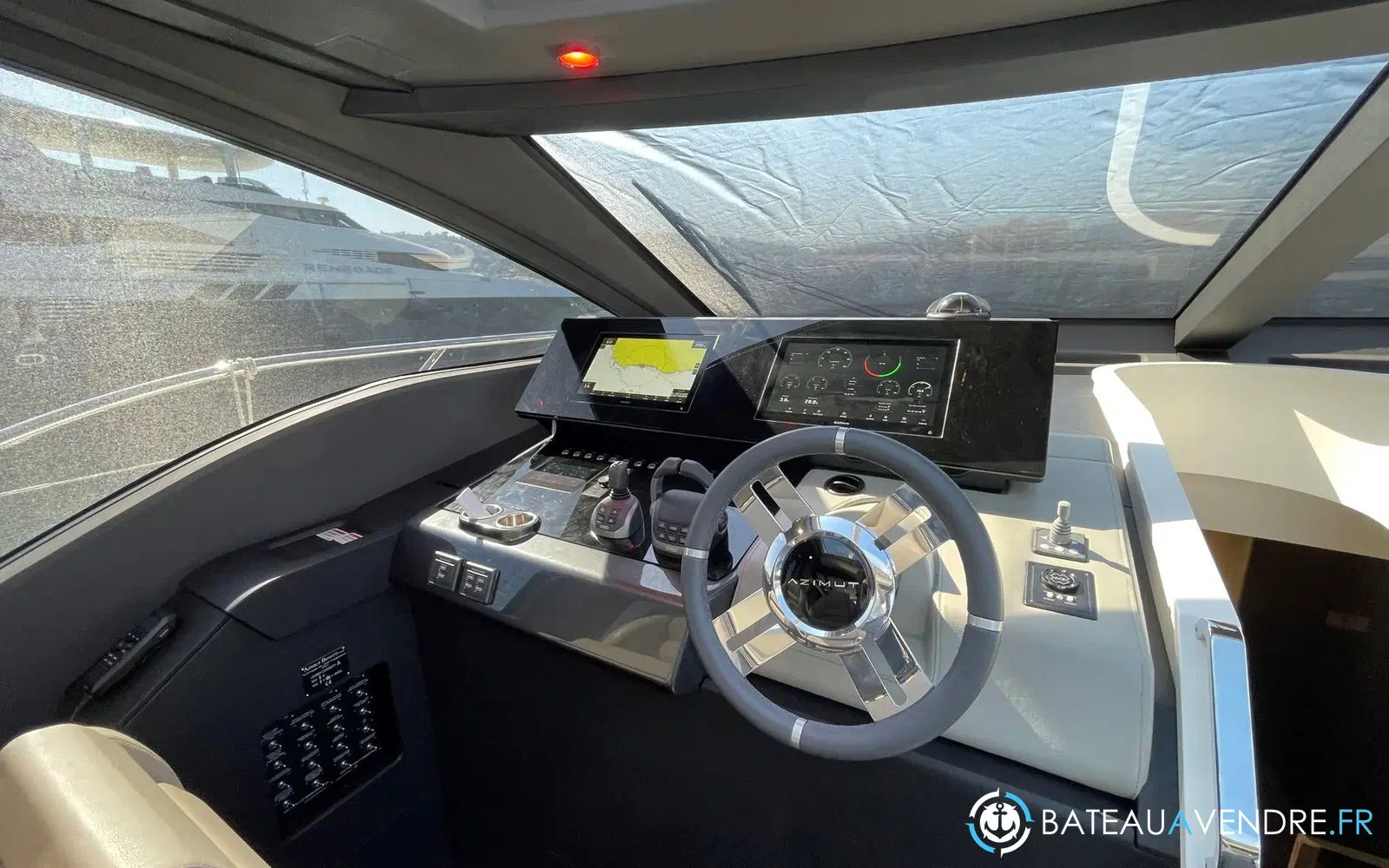 slider 7 Azimut S8