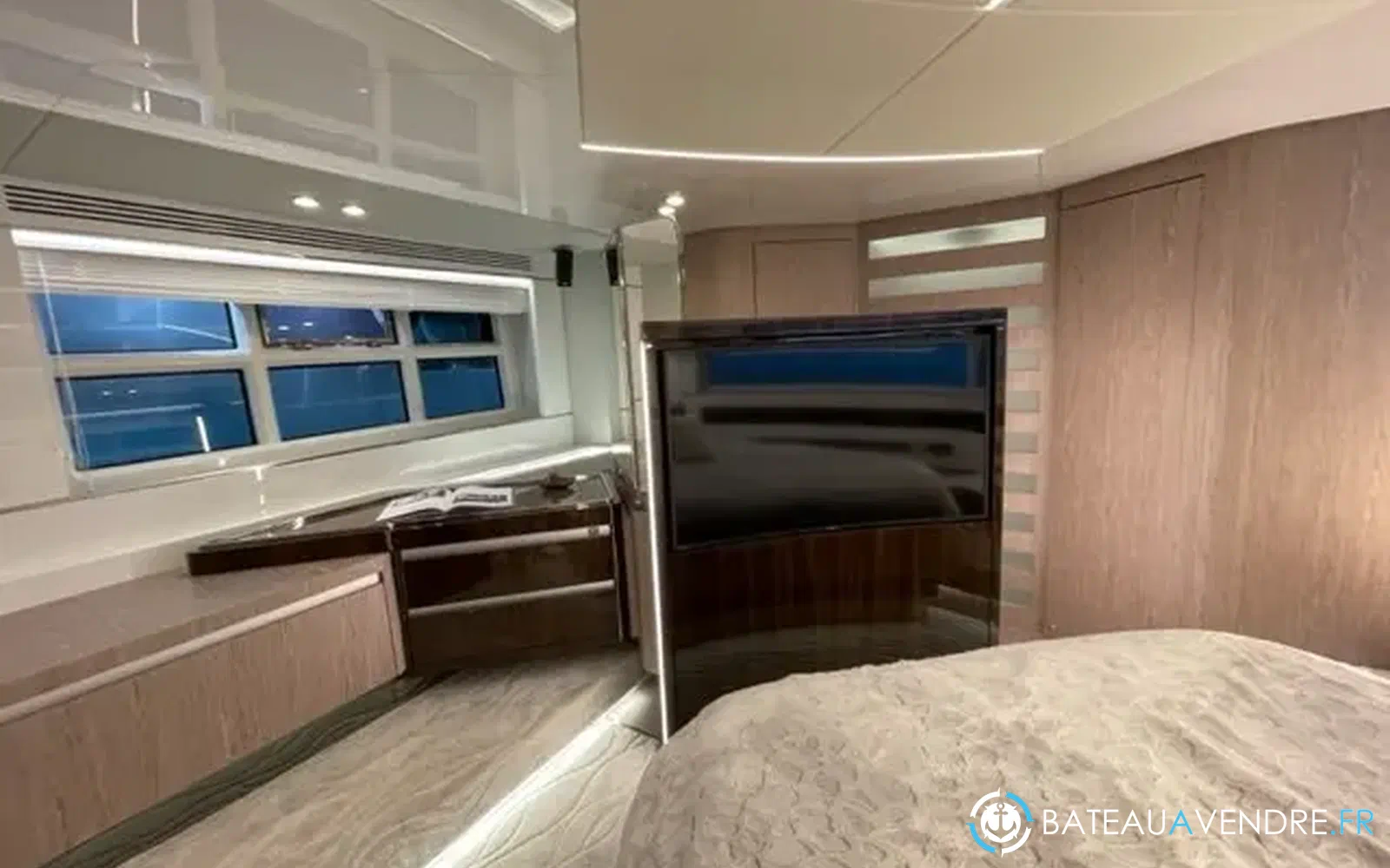 slider 10 Azimut S7