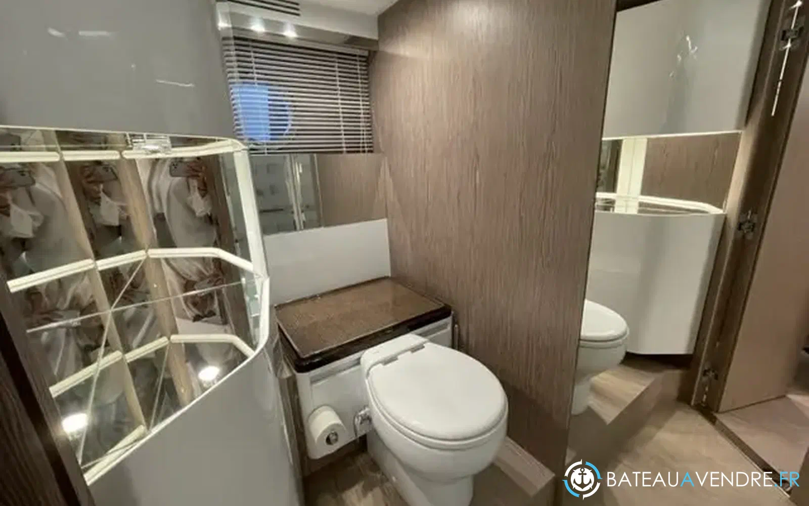 slider 12 Azimut S7