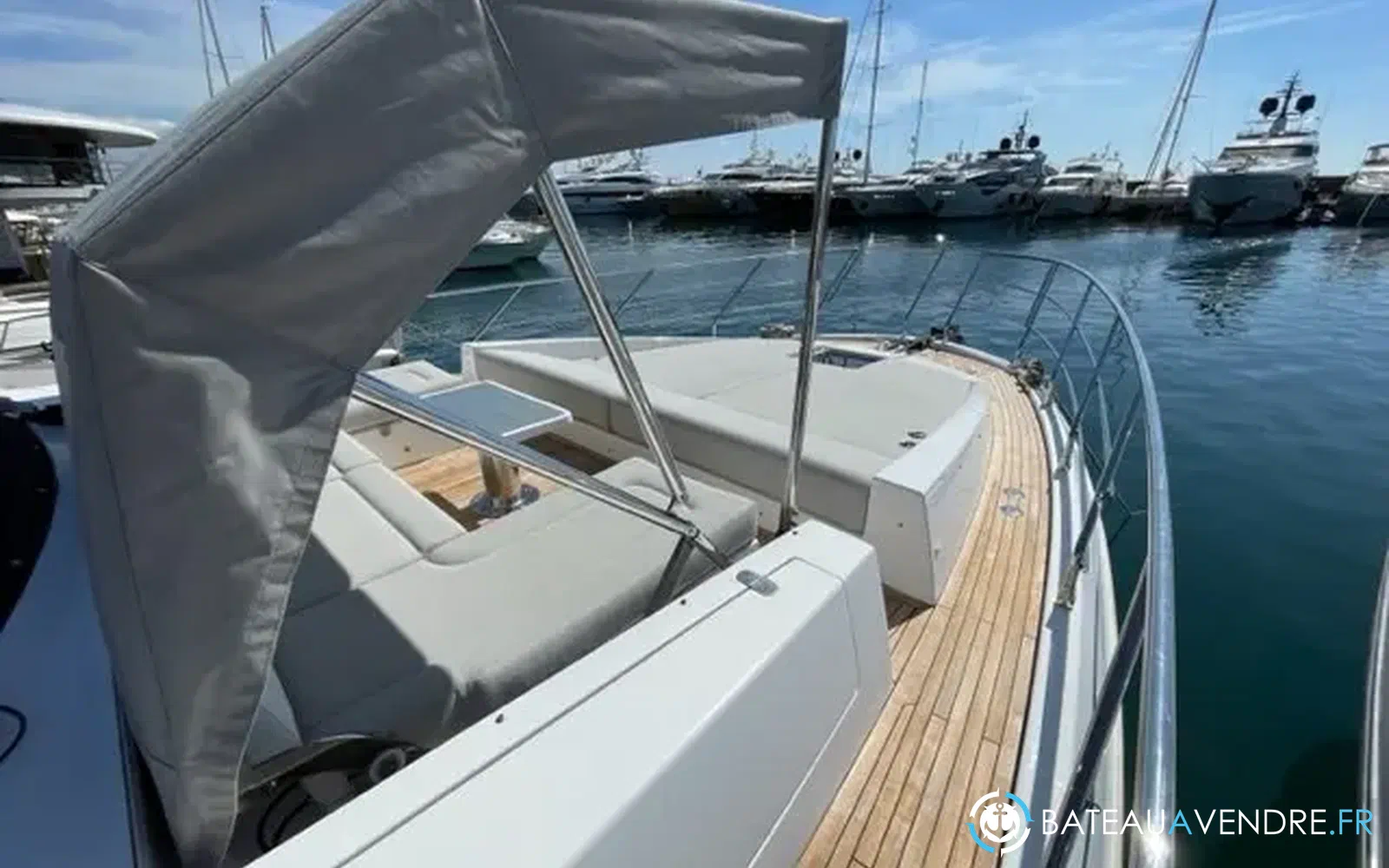 slider 19 Azimut S7