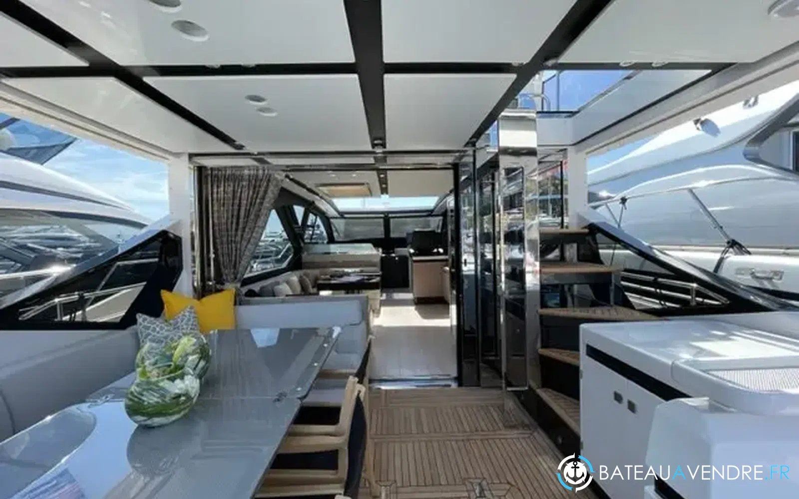 slider 4 Azimut S7