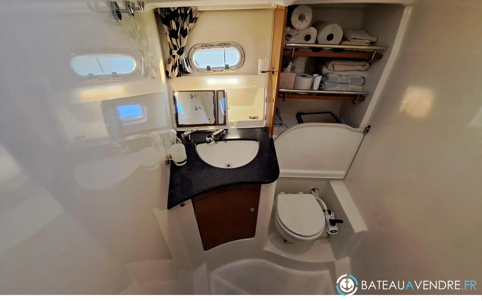 slider 22 Beneteau Antares 13.80