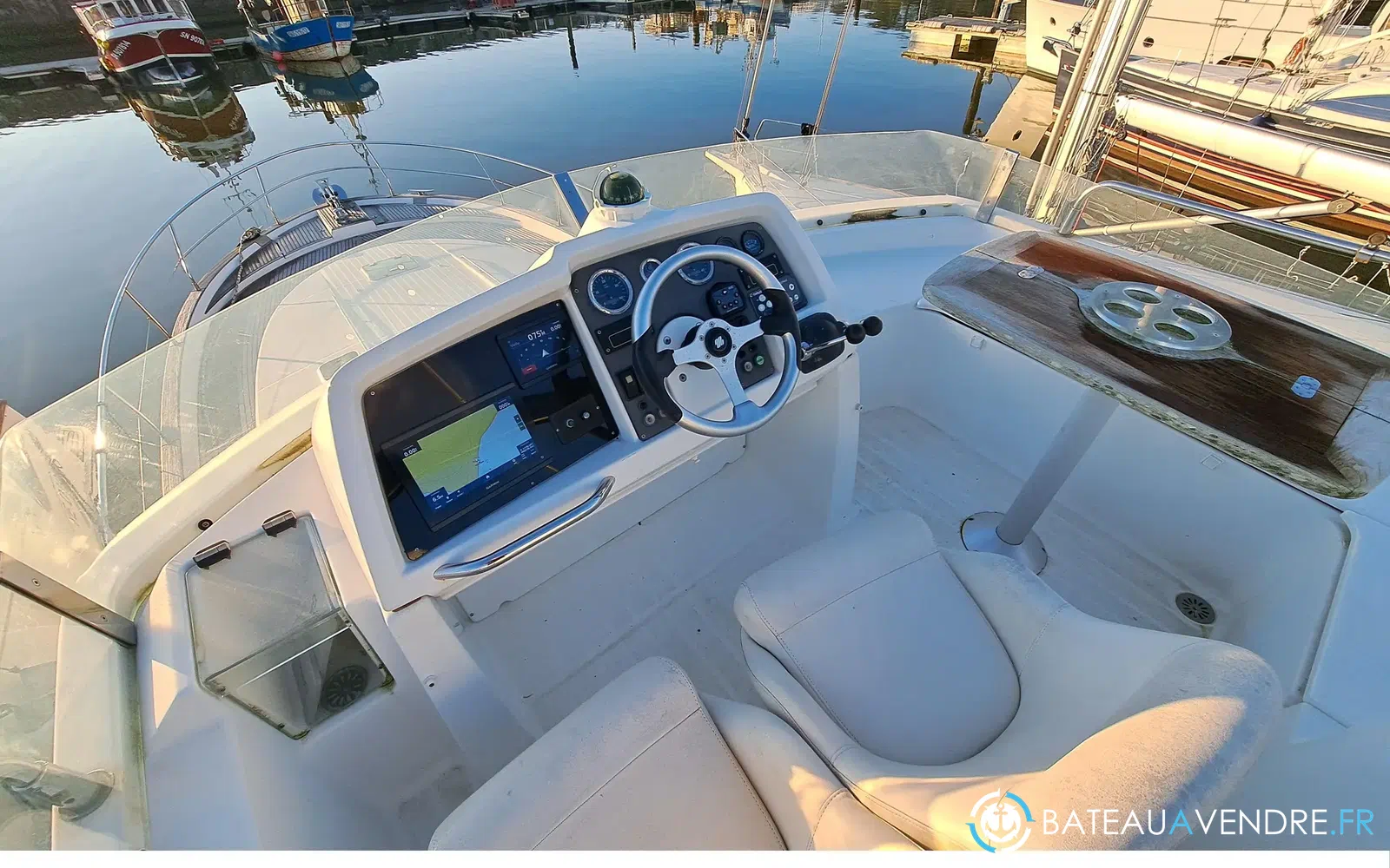 slider 7 Beneteau Antares 13.80