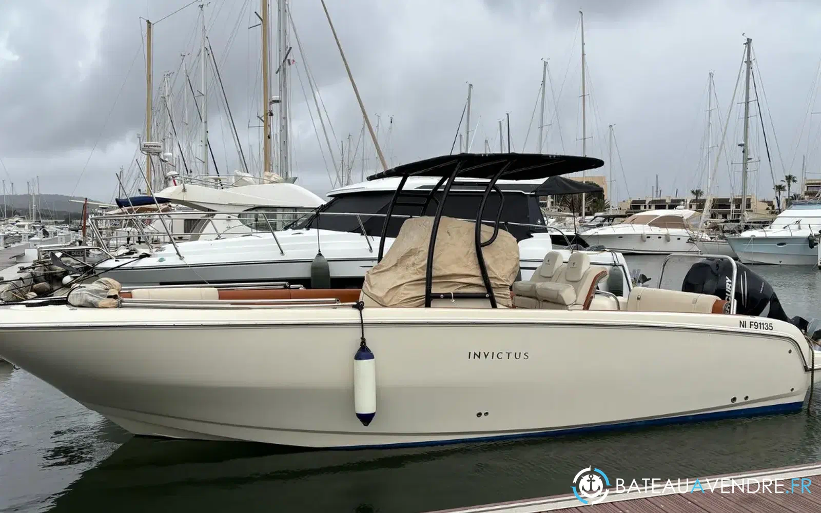 slider 1 Invictus 270 FX
