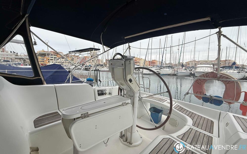 Beneteau Oceanis 373 photo 4