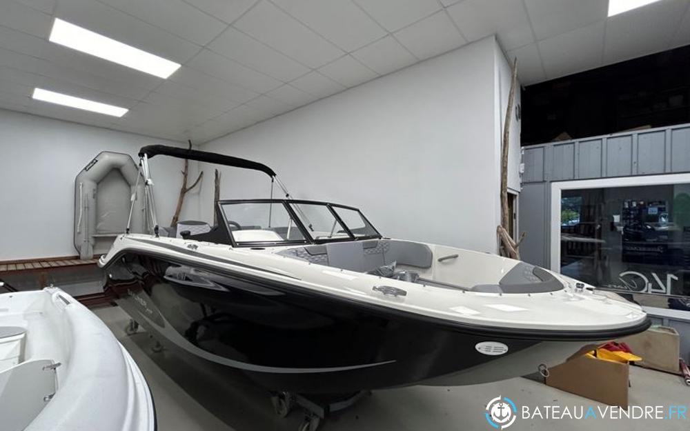 Bayliner Element M19  photo de présentation