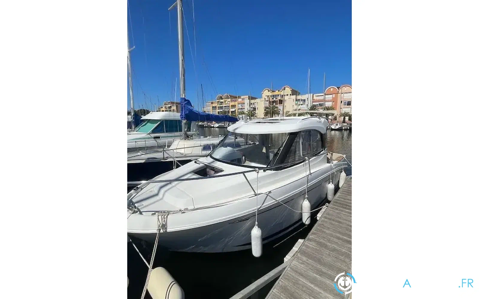 slider 11 Beneteau Antares 6.80