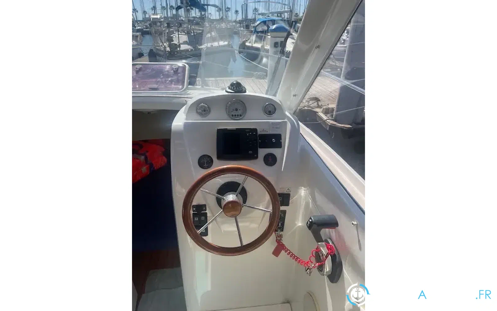 slider 2 Beneteau Antares 6.80