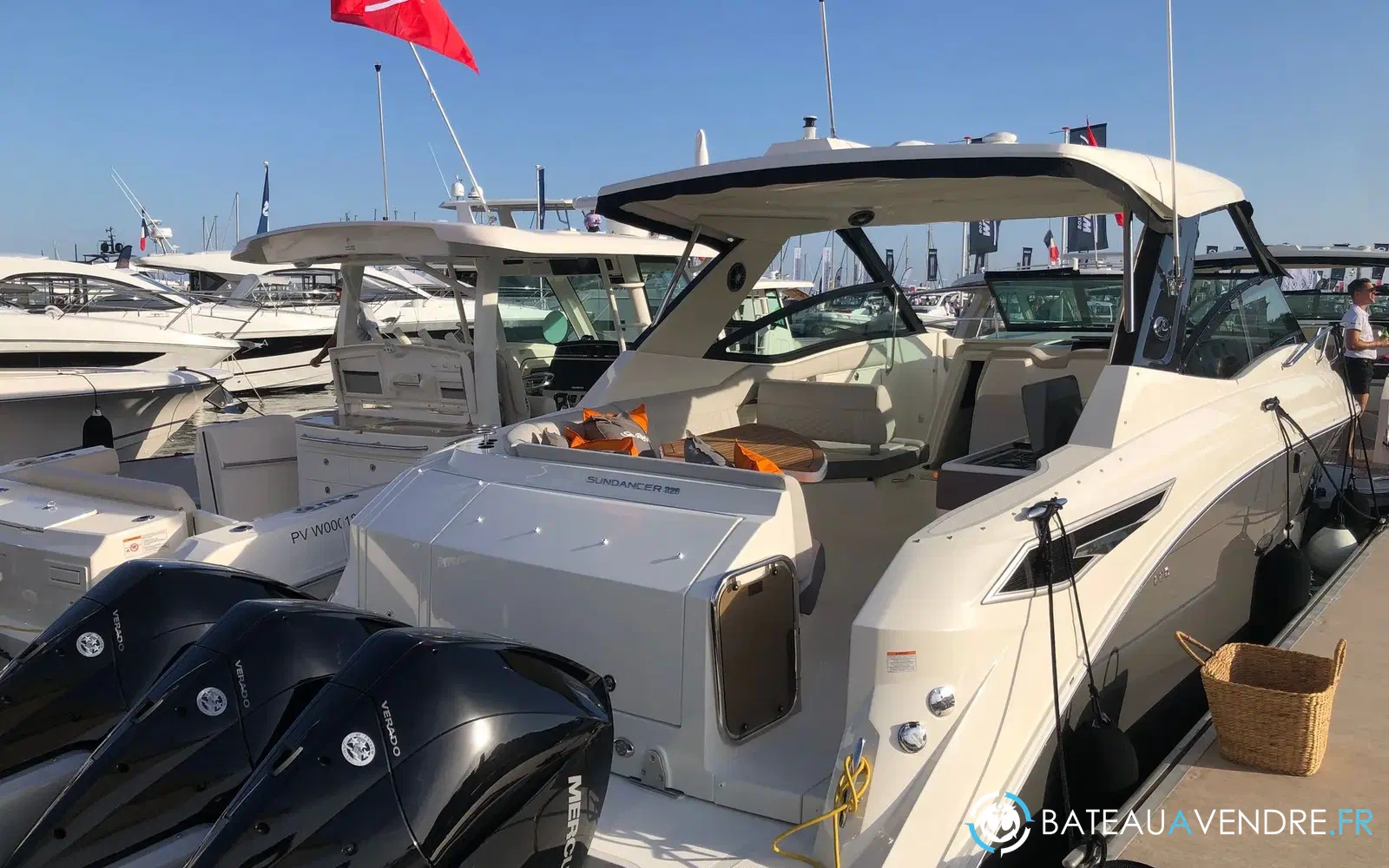 slider 3 Sea Ray 320 Sundancer