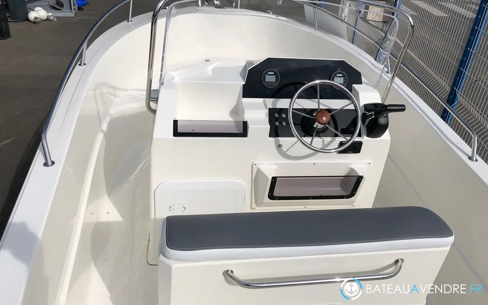 slider 6 Pacific Craft 545 Open