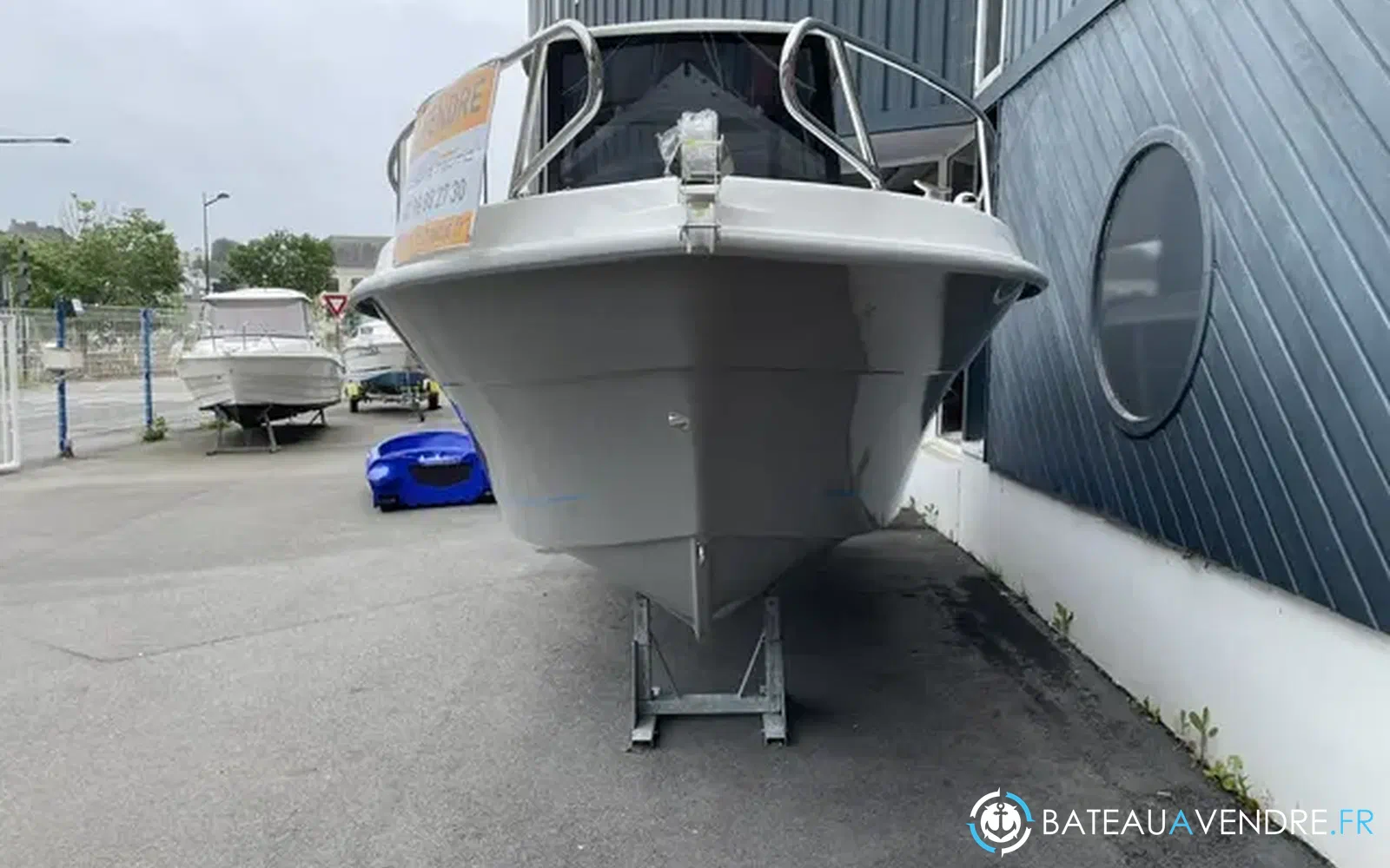 slider 4 Pacific Craft 650 TIMONIER
