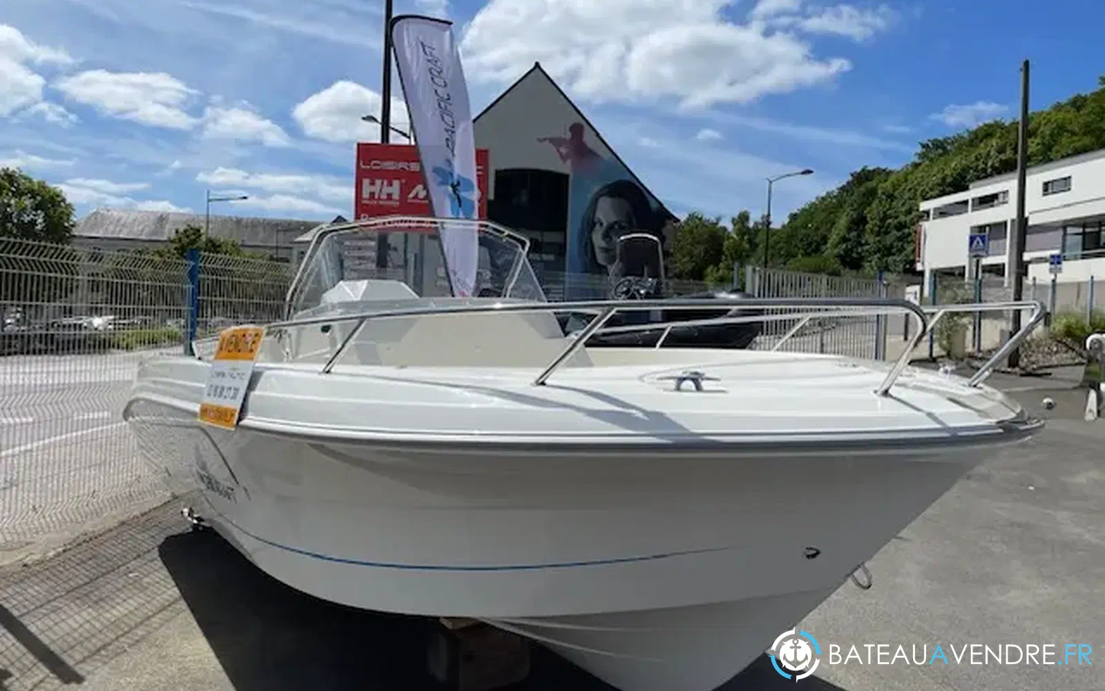 slider 0 Pacific Craft 670 Open