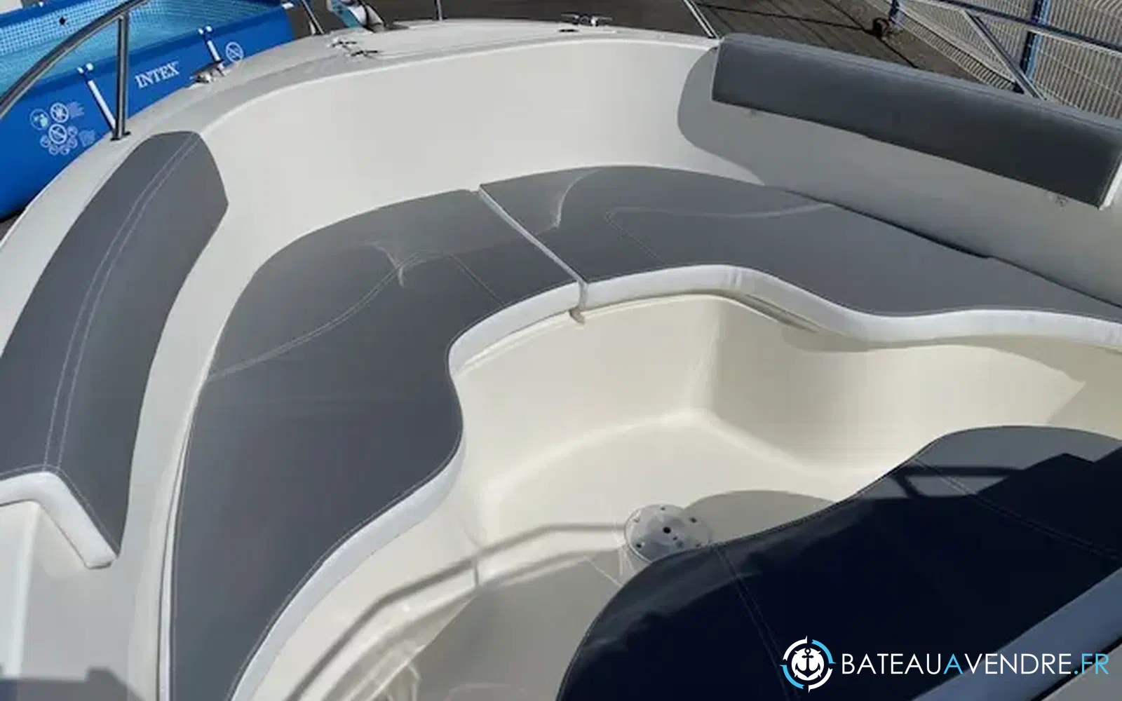 slider 4 Pacific Craft 670 Open