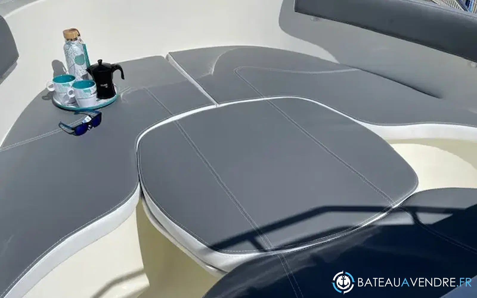 slider 6 Pacific Craft 670 Open