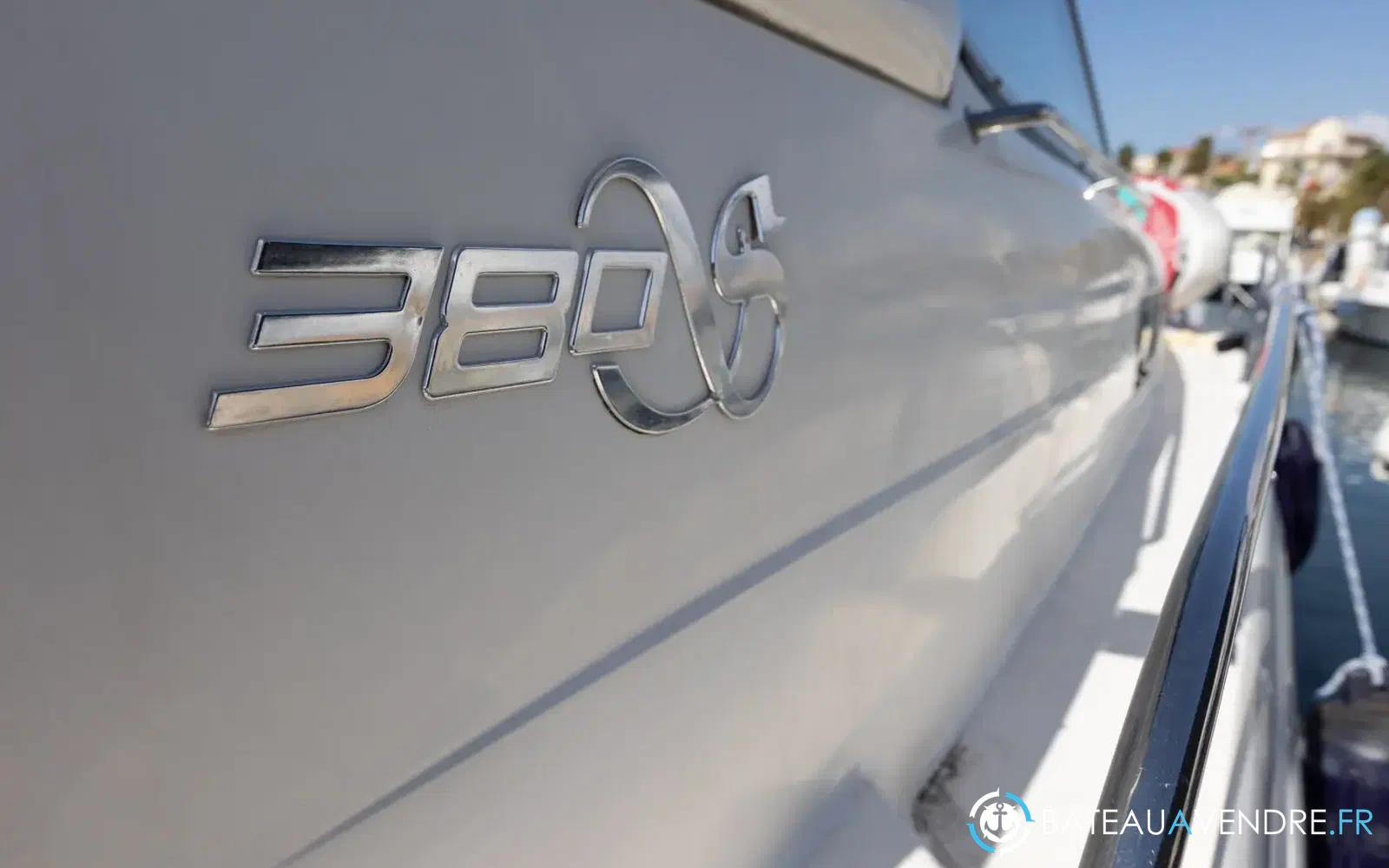slider 20 Sealine Ambassador 380