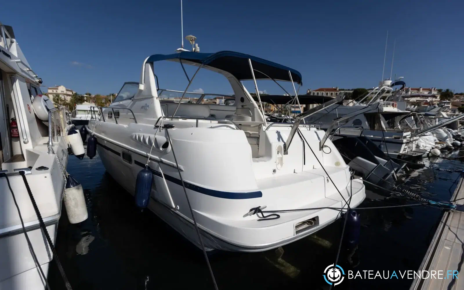 slider 4 Sealine Ambassador 380